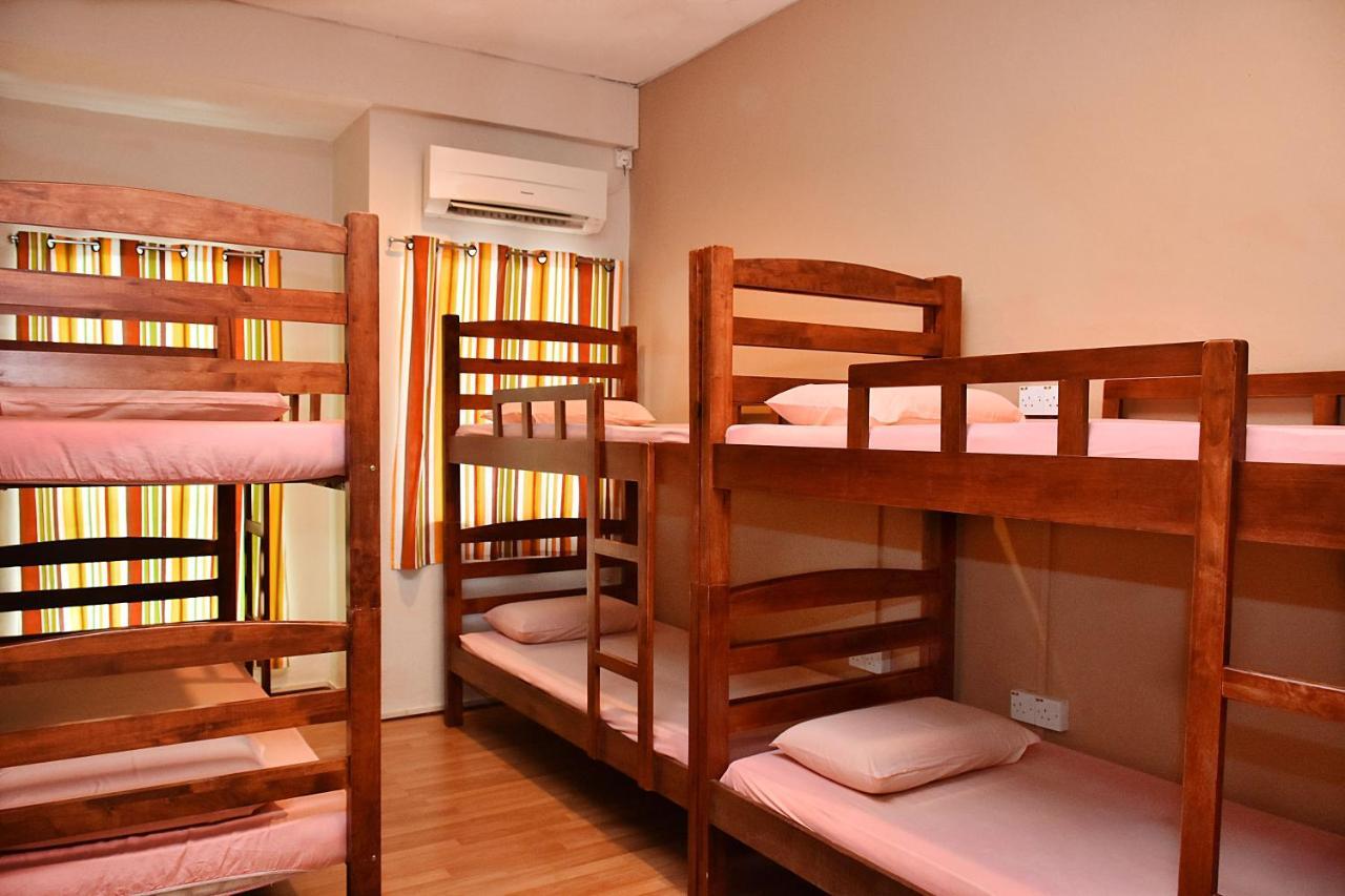 Ostello Harbourside Backpackers SDK Esterno foto